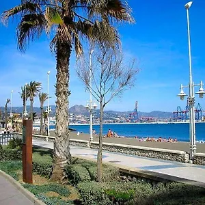reyna-apartamentos.es-andalucia.com/